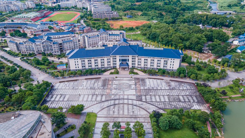 稳压二极管：揭秘其工作原理与选型要点